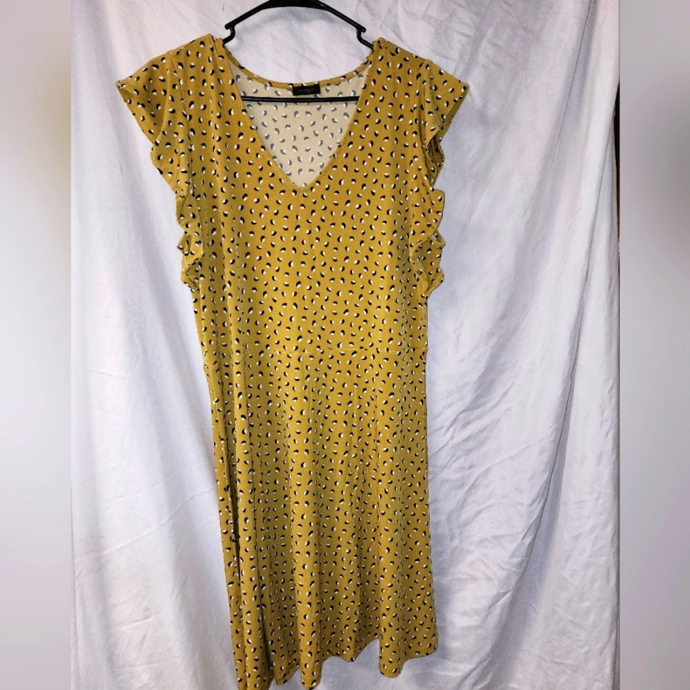 Yellow flutter sleeve v neck jersey dress